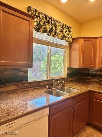 $450,000 | 7977 Red Rock Ridge Avenue, Las Vegas, NV 89179