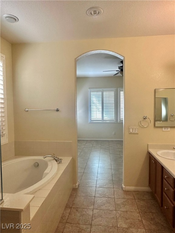 7977 Red Rock Ridge Avenue Las Vegas, NV 89179 - Photo 23 of 43 Primary Bathroom