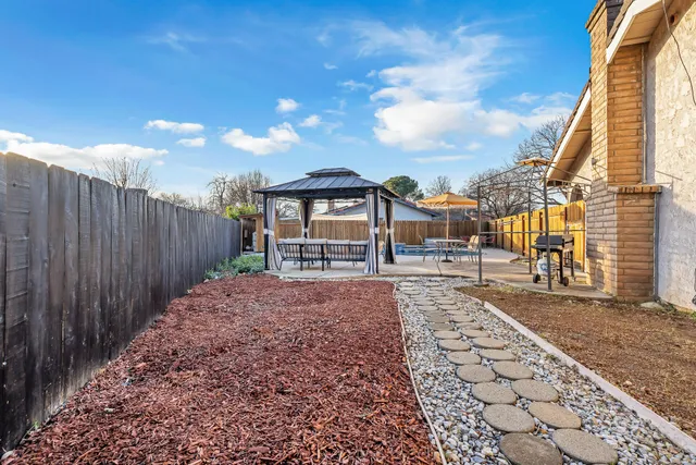 $399,000 | 2571 Erin Lane, Redding, CA 96002