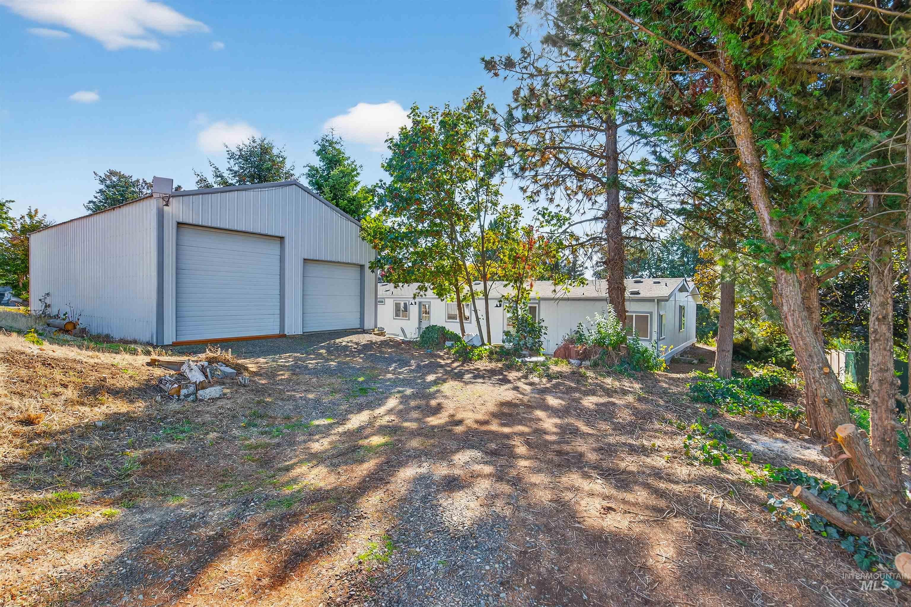 128 Persimmon Street Genesee, ID 83832 - Photo 1 of 48