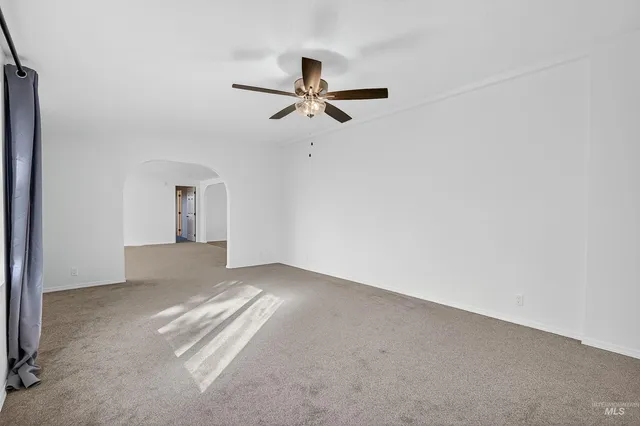 $419,000 | 128 Persimmon Street, Genesee, ID 83832