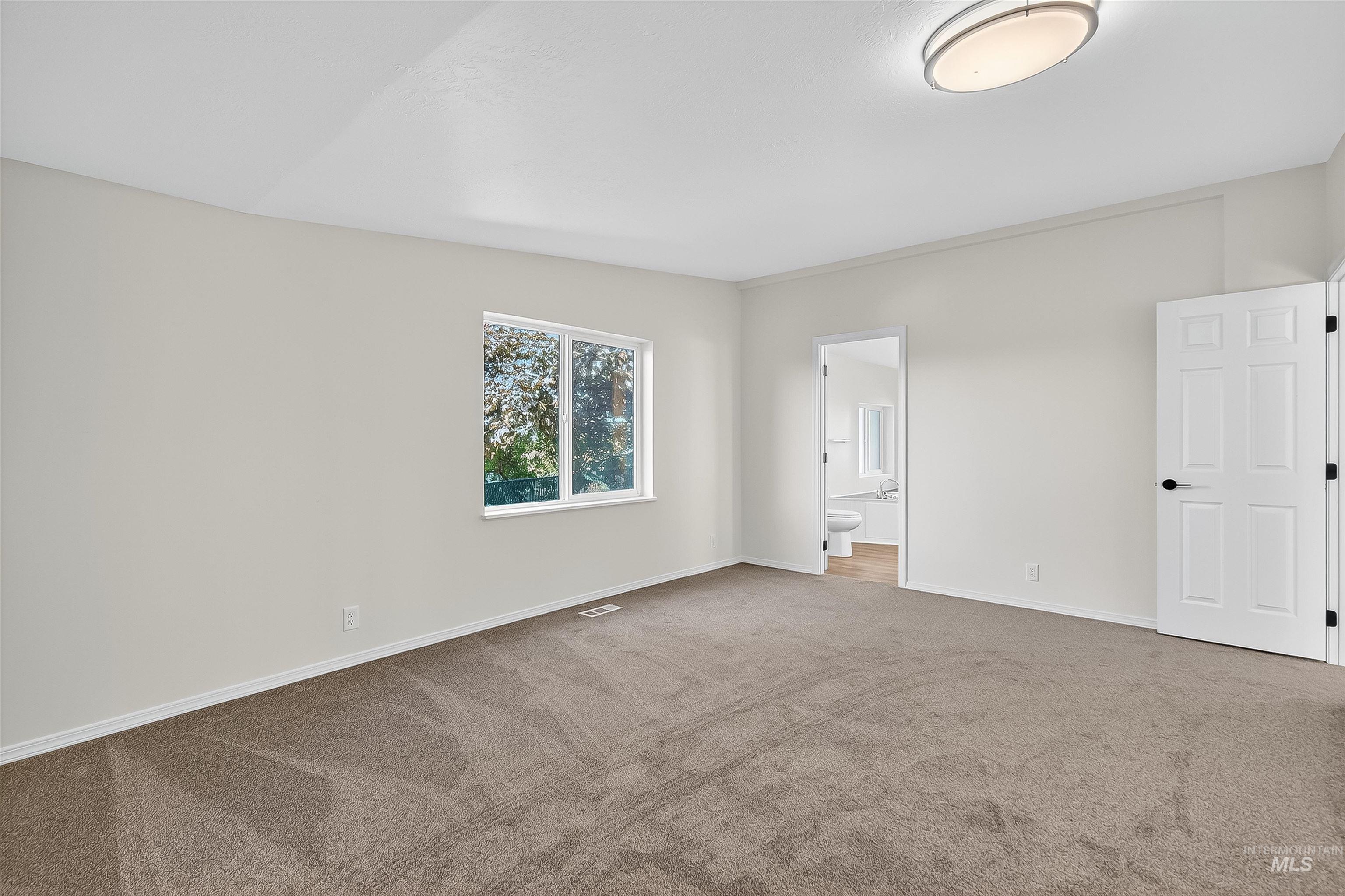 128 Persimmon Street Genesee, ID 83832 - Photo 27 of 48