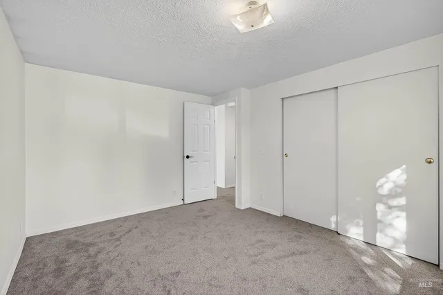 $419,000 | 128 Persimmon Street, Genesee, ID 83832