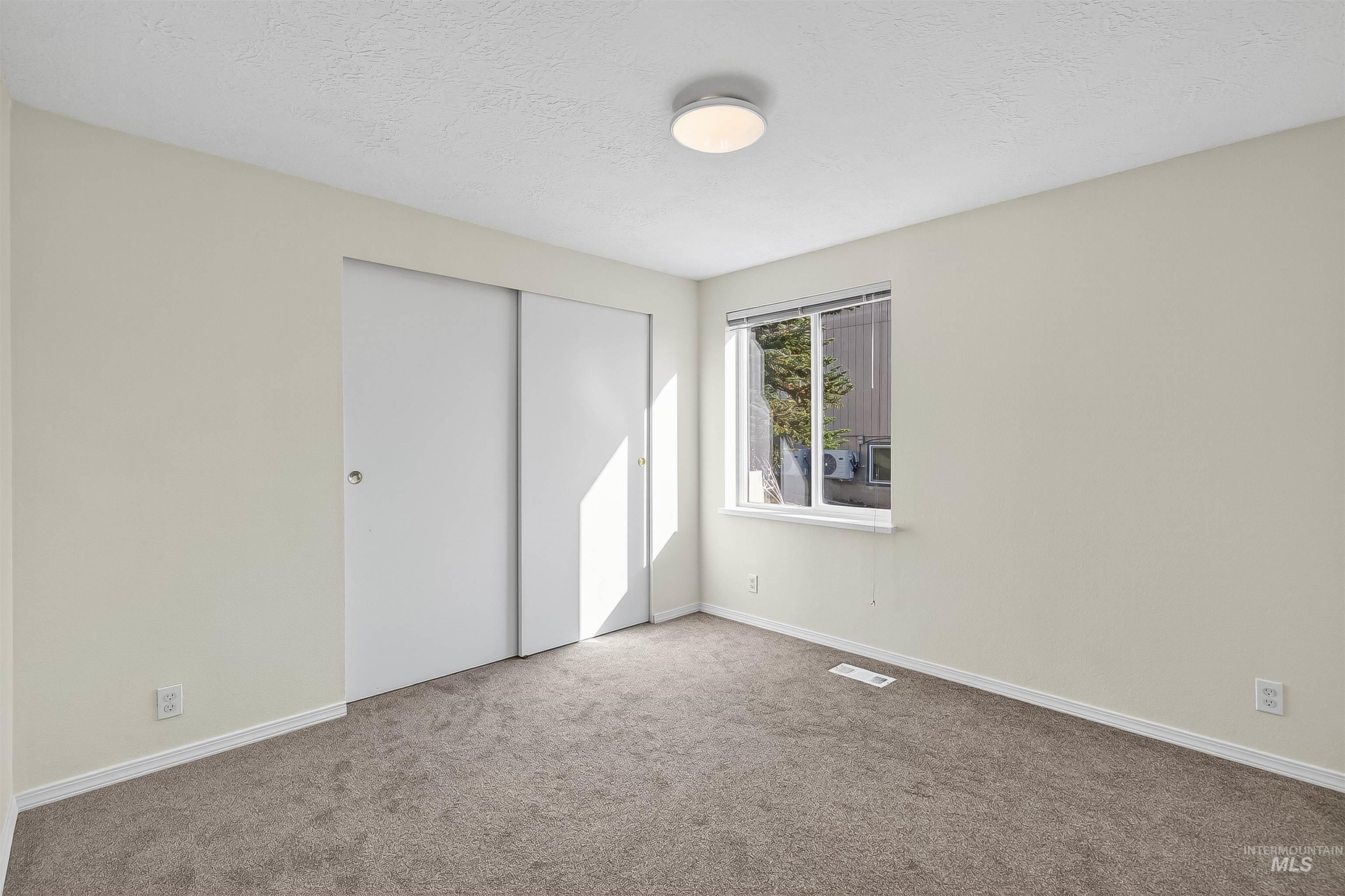 128 Persimmon Street Genesee, ID 83832 - Photo 36 of 48