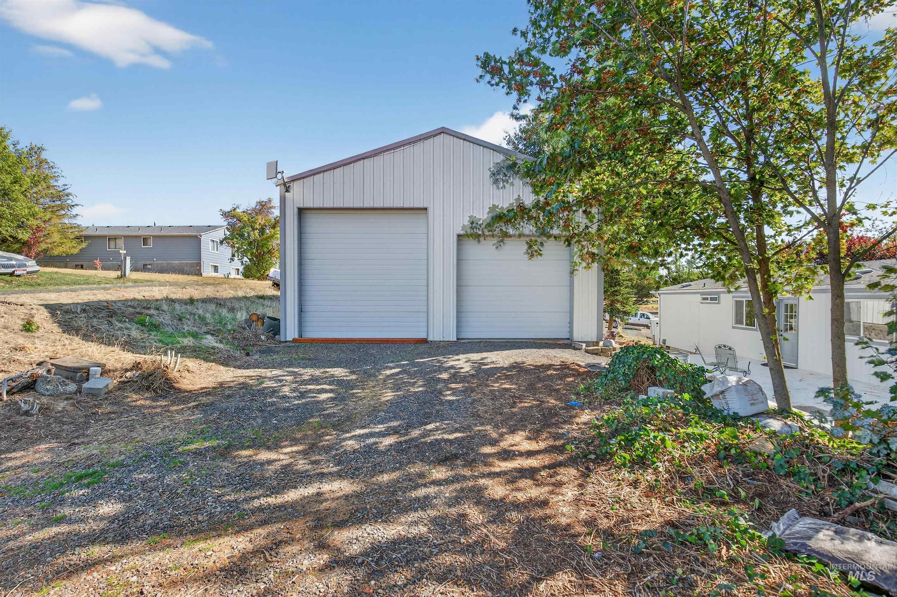 128 Persimmon Street Genesee, ID 83832 - Photo 4 of 48