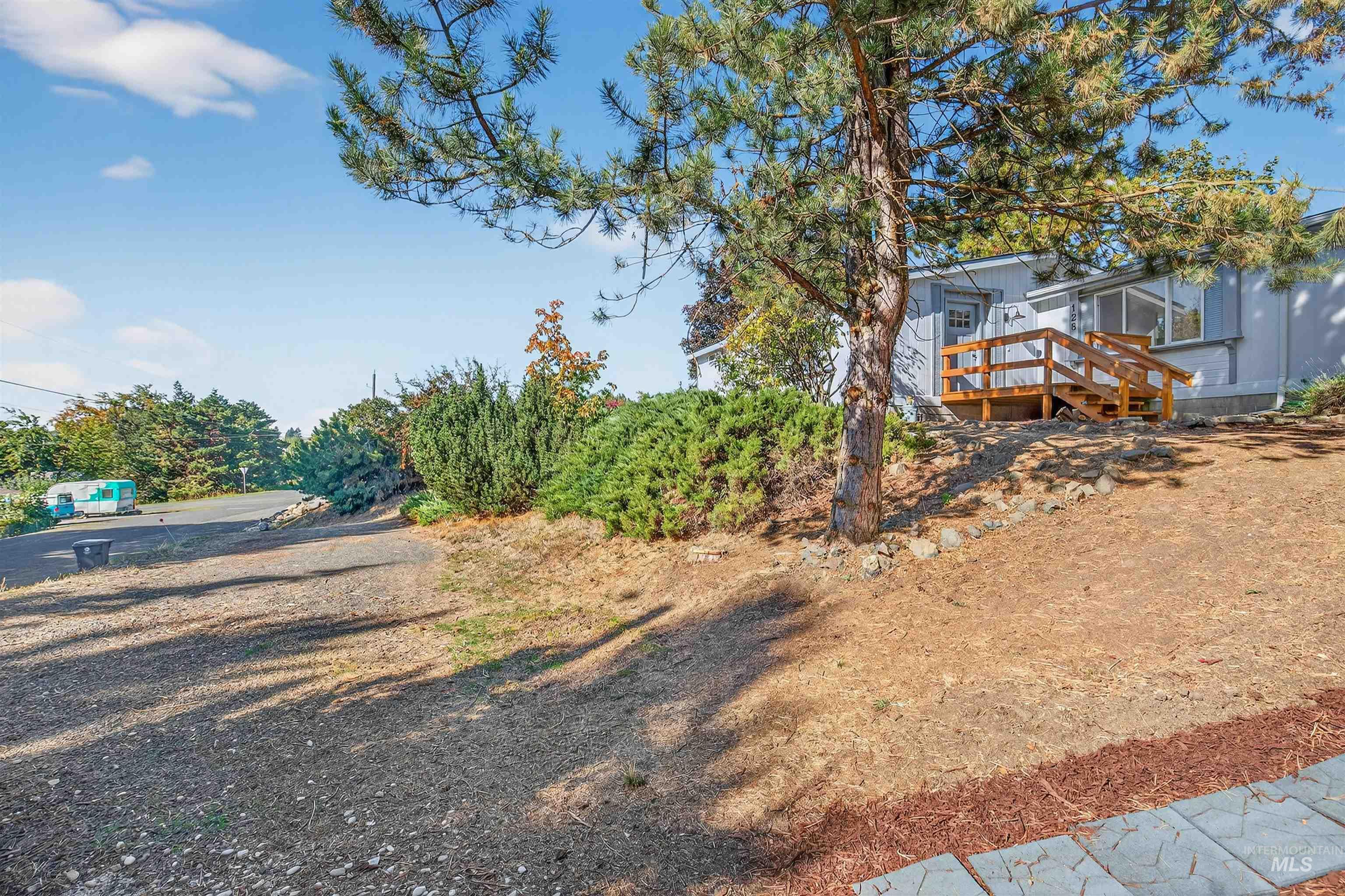 128 Persimmon Street Genesee, ID 83832 - Photo 45 of 48