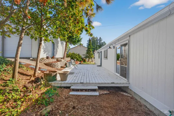 $414,000 | 128 Persimmon Street, Genesee, ID 83832