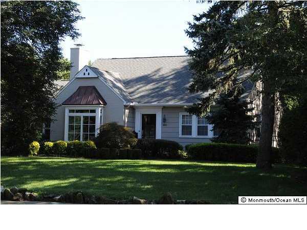 960 River Road Fair Haven, NJ 07704 - Photo 1 of 3 Primary Photo