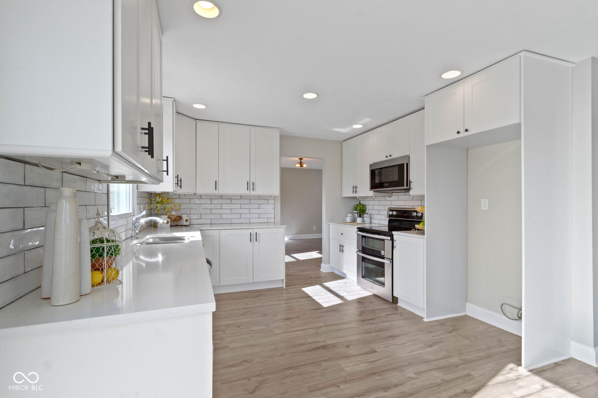 10341 Thompson Road Indianapolis, IN 46239 - Photo 17 of 54 Gallery Image 17