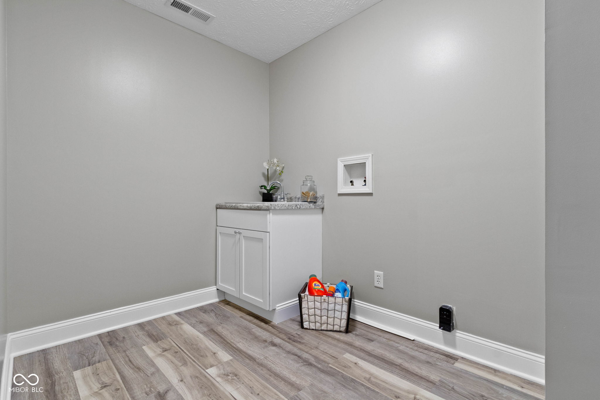 10341 Thompson Road Indianapolis, IN 46239 - Photo 33 of 54 Gallery Image 33
