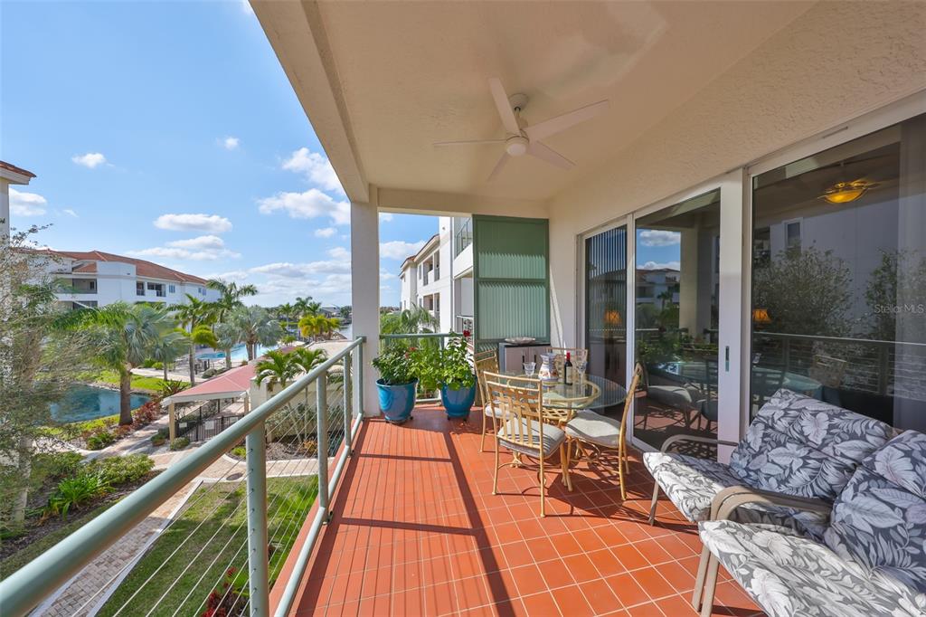 1030 Bellasol Way, Unit 302 Apollo Beach, FL 33572 - Photo 10 of 39