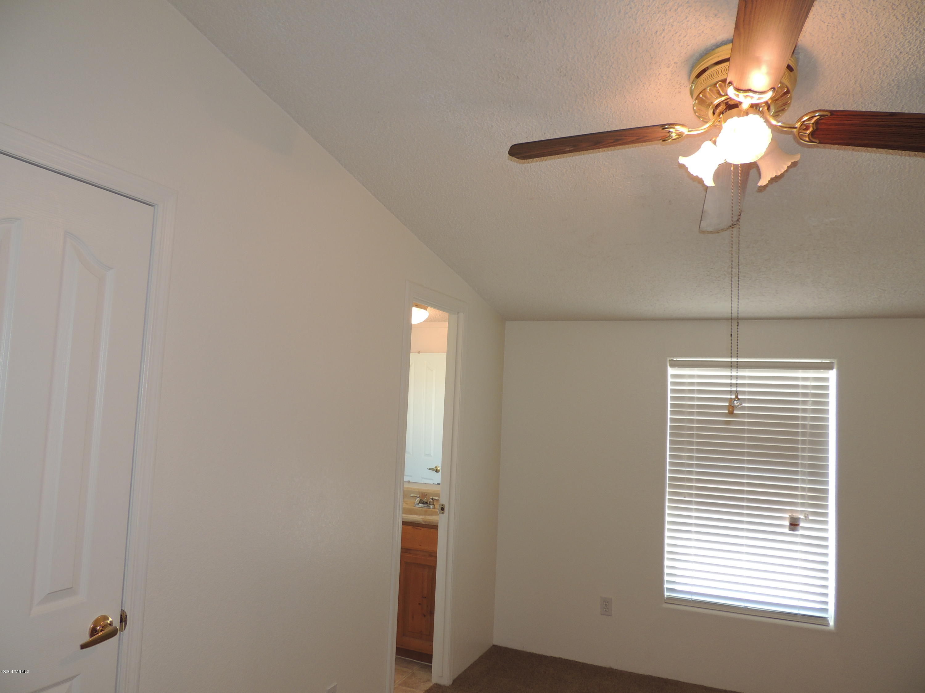 16000 Gold Bell Road Marana, AZ 85653 - Photo 16 of 35