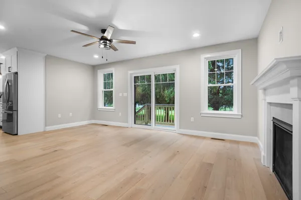 $699,000 | 214 Pembroke Street, Pembroke, NH 03275