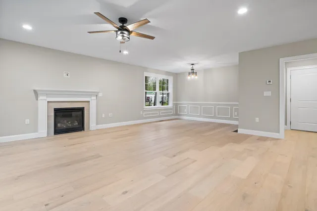 $699,000 | 214 Pembroke Street, Pembroke, NH 03275