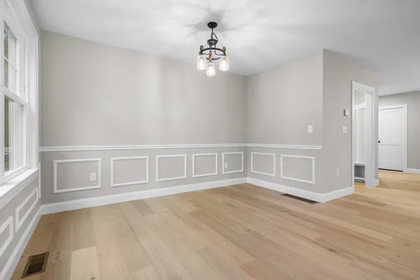 $699,000 | 214 Pembroke Street, Pembroke, NH 03275