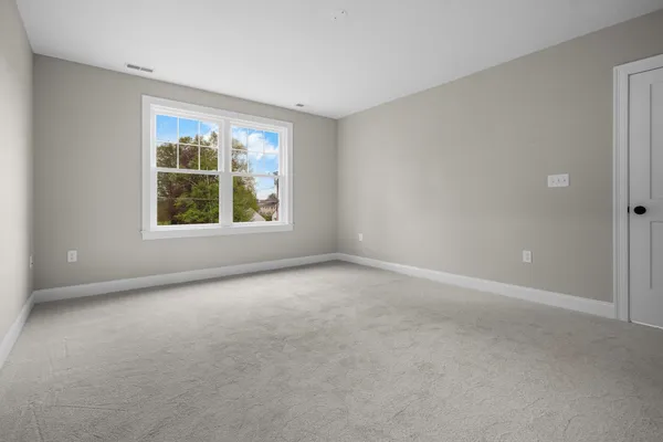 $699,000 | 214 Pembroke Street, Pembroke, NH 03275