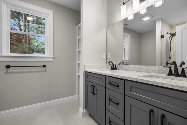 $699,000 | 214 Pembroke Street, Pembroke, NH 03275