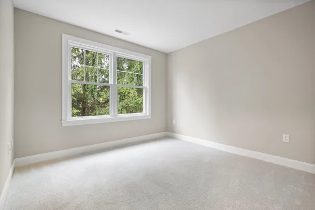 $699,000 | 214 Pembroke Street, Pembroke, NH 03275