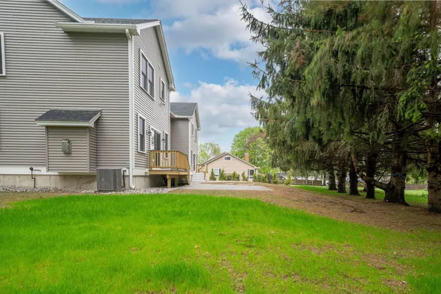 $699,000 | 214 Pembroke Street, Pembroke, NH 03275