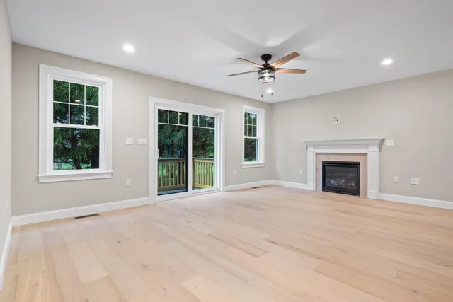 $699,000 | 214 Pembroke Street, Pembroke, NH 03275