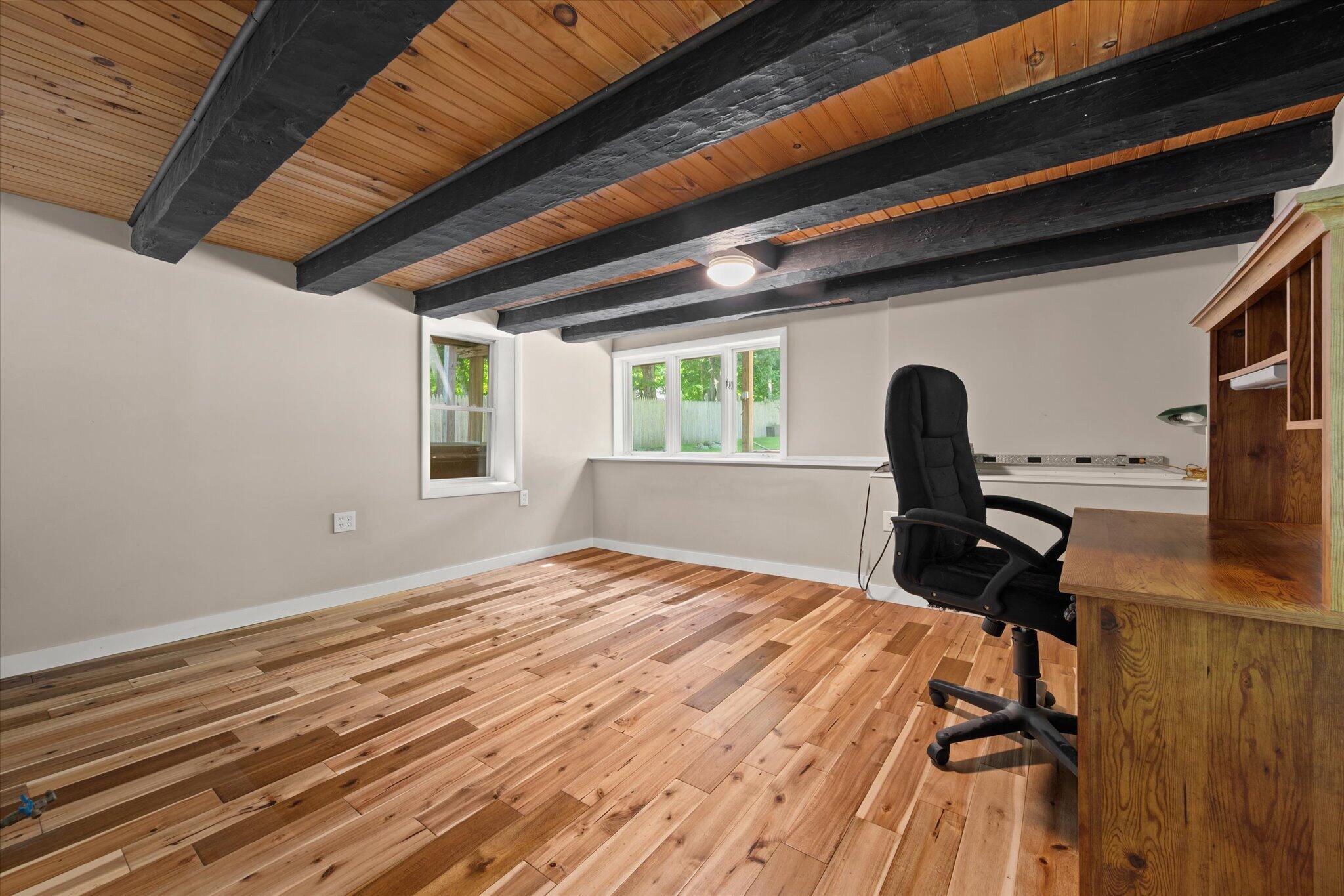 137 Main Street Winterport, ME 04496 - Photo 14 of 57 1st Floor Bedroom