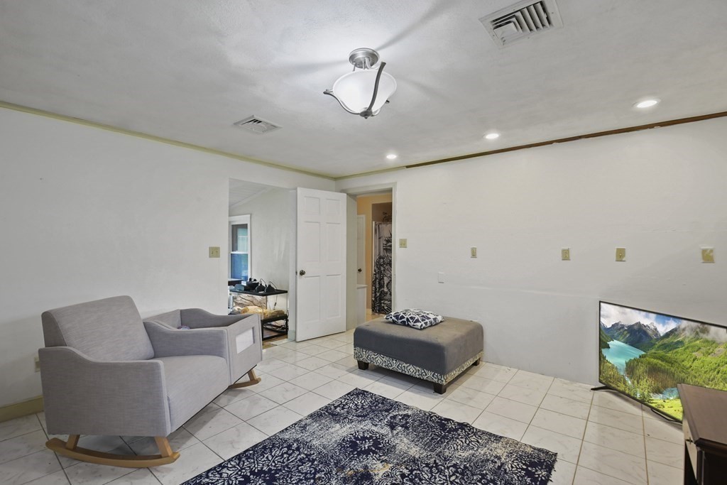410 Wheelwright Road Barre, MA 01005 - Photo 15 of 33