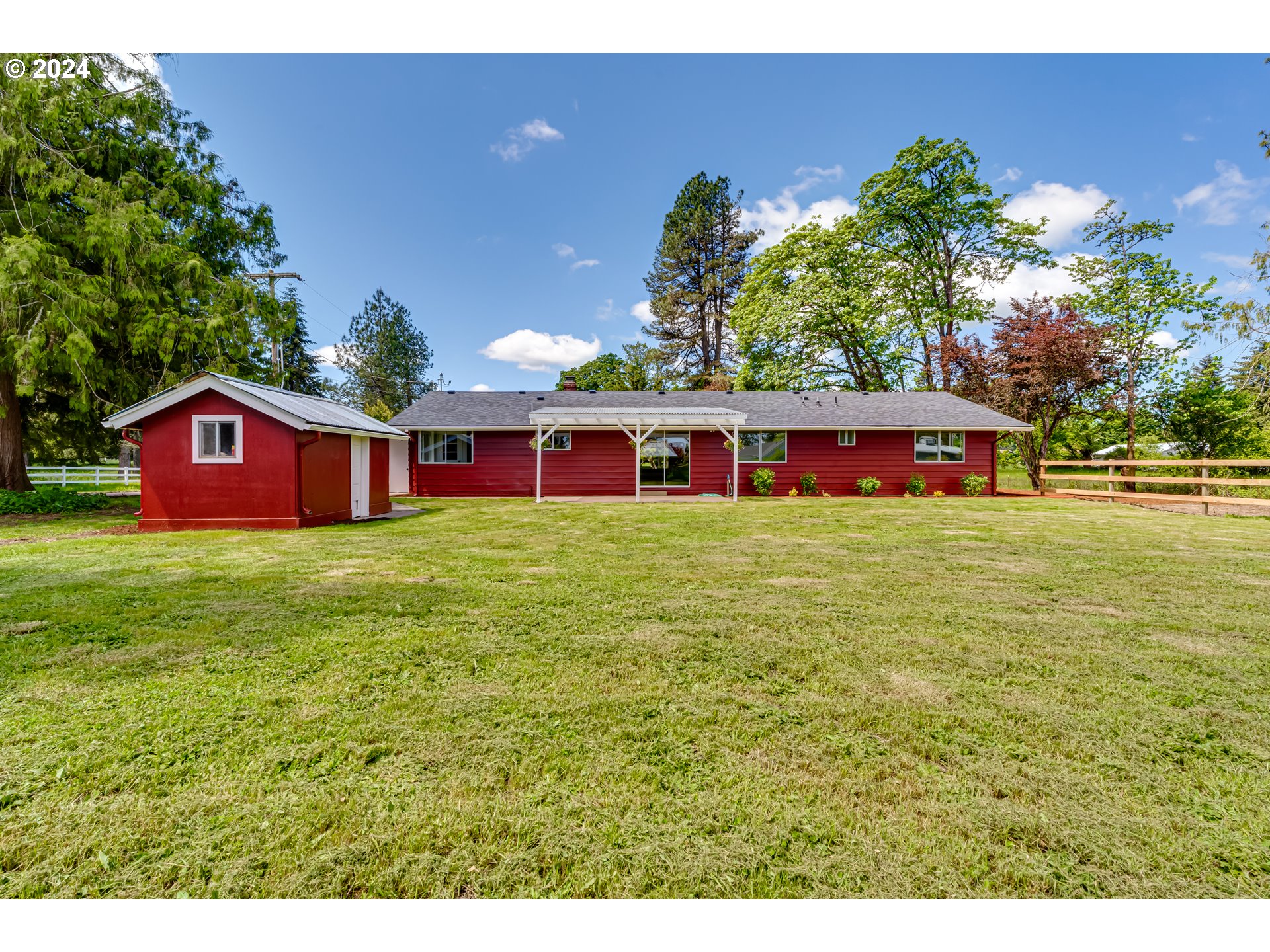 90767 Alvadore Road Junction City, OR 97448 - Photo 24 of 35 Backyard