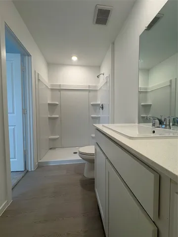 $1,900 | 5727 Little Redwing Drive, Baytown, TX 77521