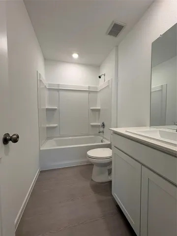 $1,900 | 5727 Little Redwing Drive, Baytown, TX 77521