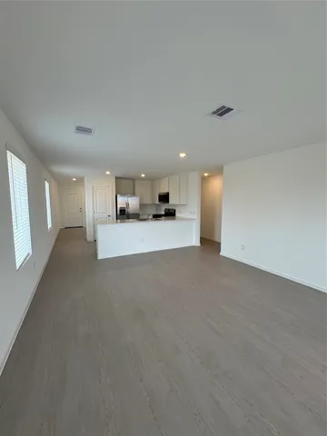 $1,900 | 5727 Little Redwing Drive, Baytown, TX 77521