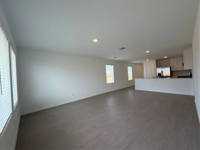 $1,900 | 5727 Little Redwing Drive, Baytown, TX 77521