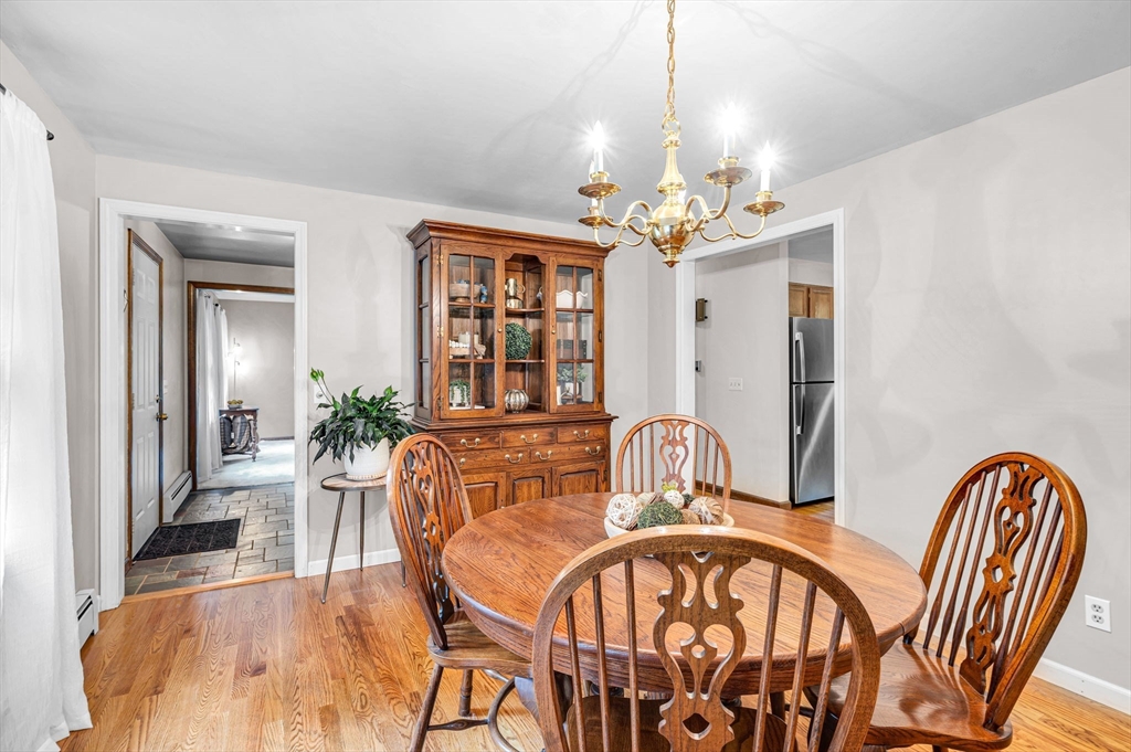 231 Edgewood Road West Springfield, MA 01089 - Photo 7 of 40