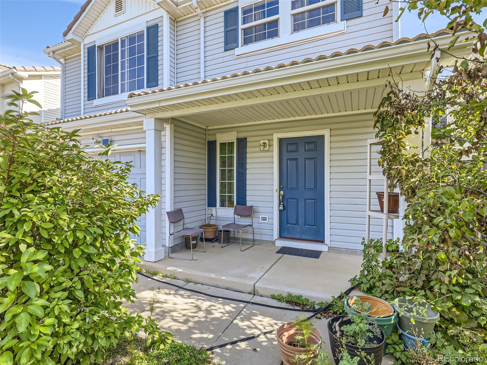 4736 Flanders Way Denver, CO 80249 - Photo 3 of 21