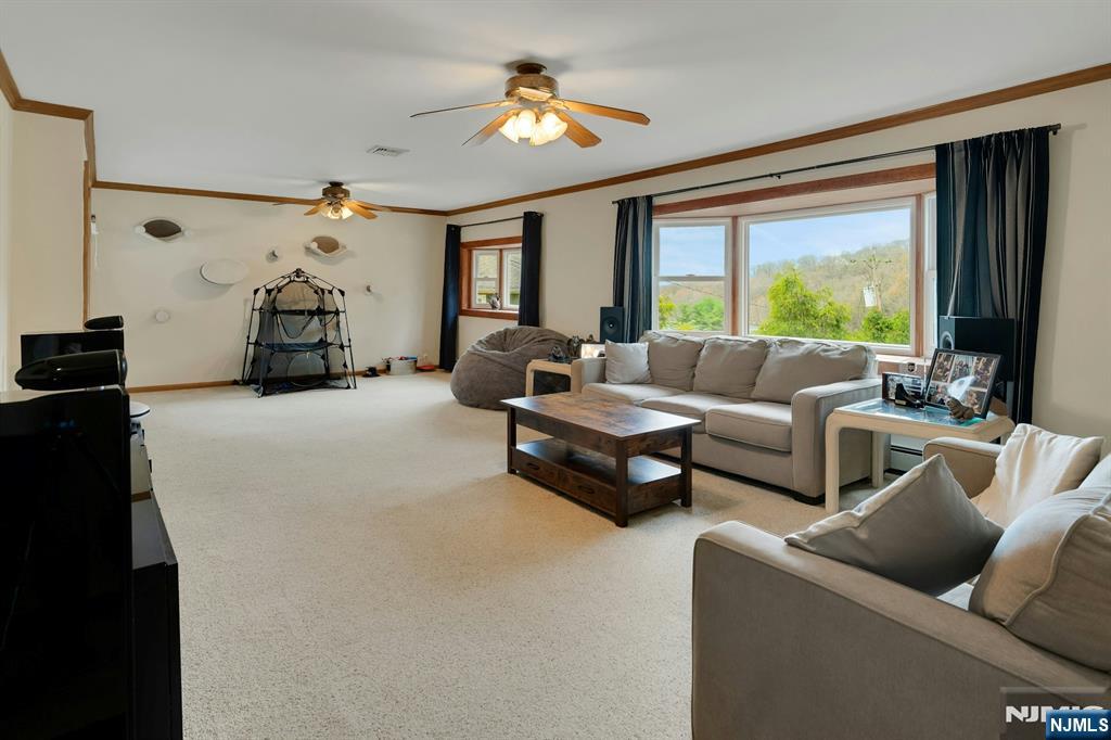 229 White Meadow Road Rockaway, NJ 07866 - Photo 4 of 48