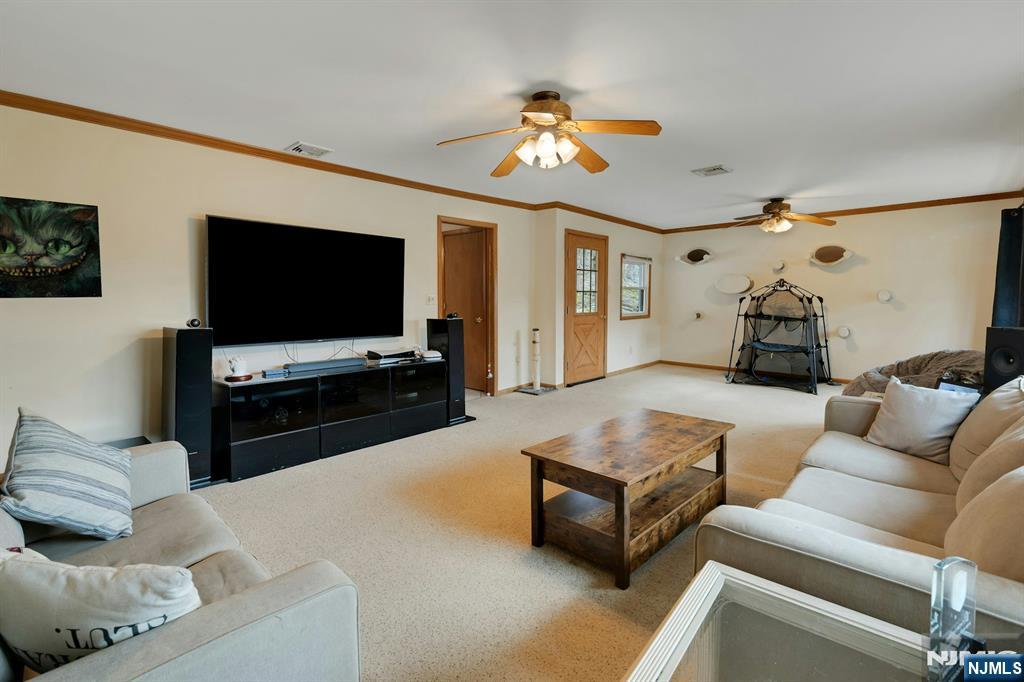 229 White Meadow Road Rockaway, NJ 07866 - Photo 8 of 48