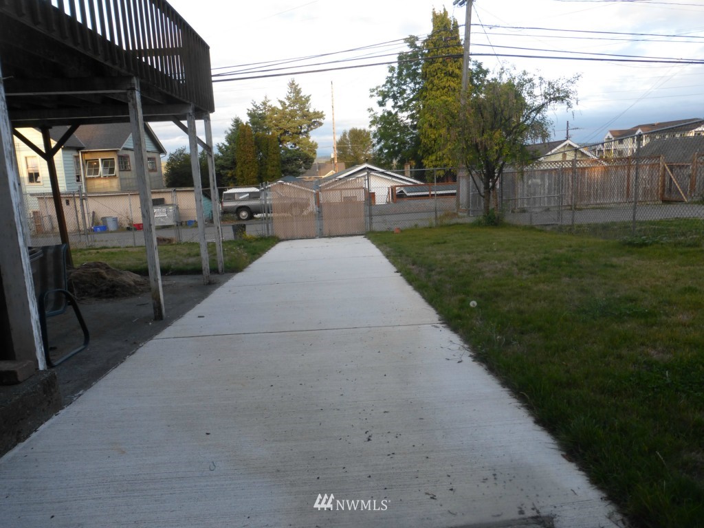 909 Maple Street Everett, WA 98201 - Photo 13 of 13 Gallery Image 13