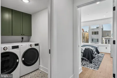 $1,190,000 | 749 North Capitol Street, Philadelphia, PA 19130