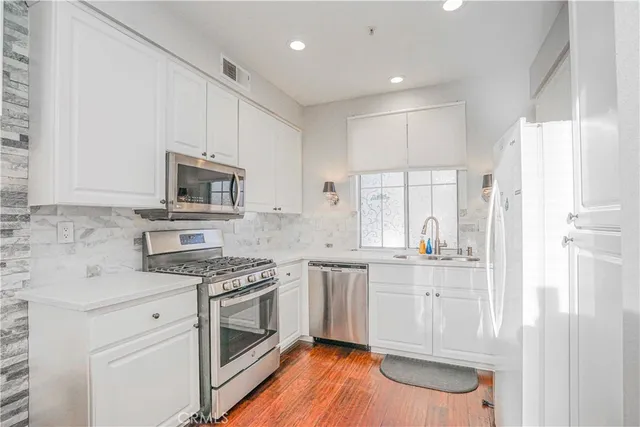 $4,300 | 13621 Freemont Ct., La Mirada, CA 90638