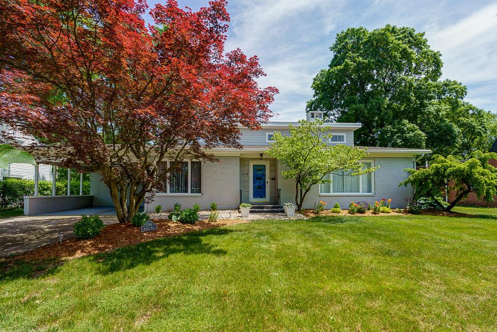 2766 Redding Road Columbus, OH 43221 - Photo 1 of 35 Gallery Image 1