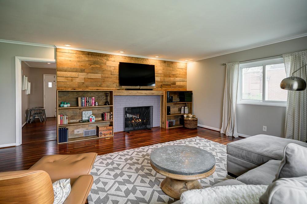 2766 Redding Road Columbus, OH 43221 - Photo 2 of 35 Gallery Image 2