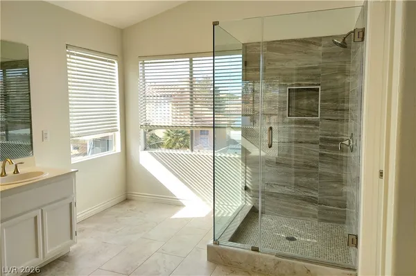 $3,850 | 8272 Tibana Way, Las Vegas, NV 89147