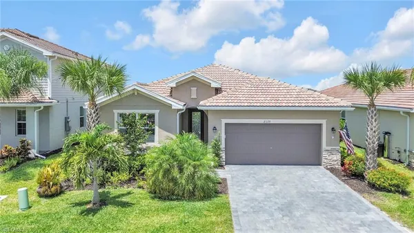 $3,195 | 2127 Hamlin Street, Naples, FL 34120