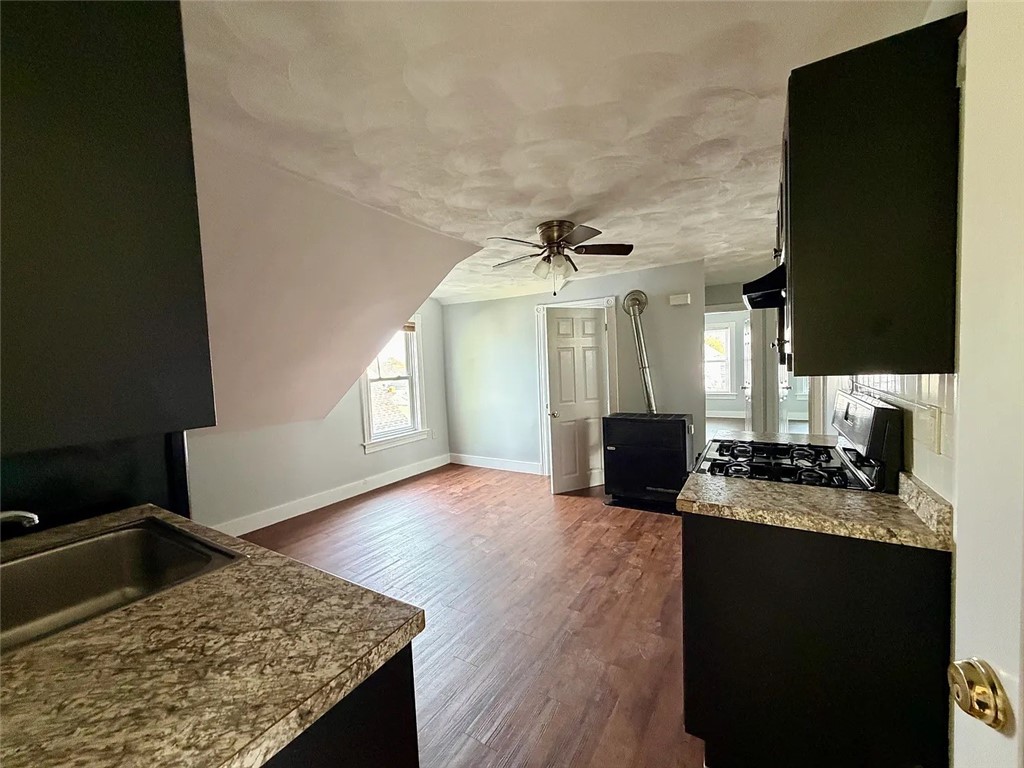 13 Elizabeth Street, Unit 3 Cumberland, RI 02864 - Photo 6 of 17