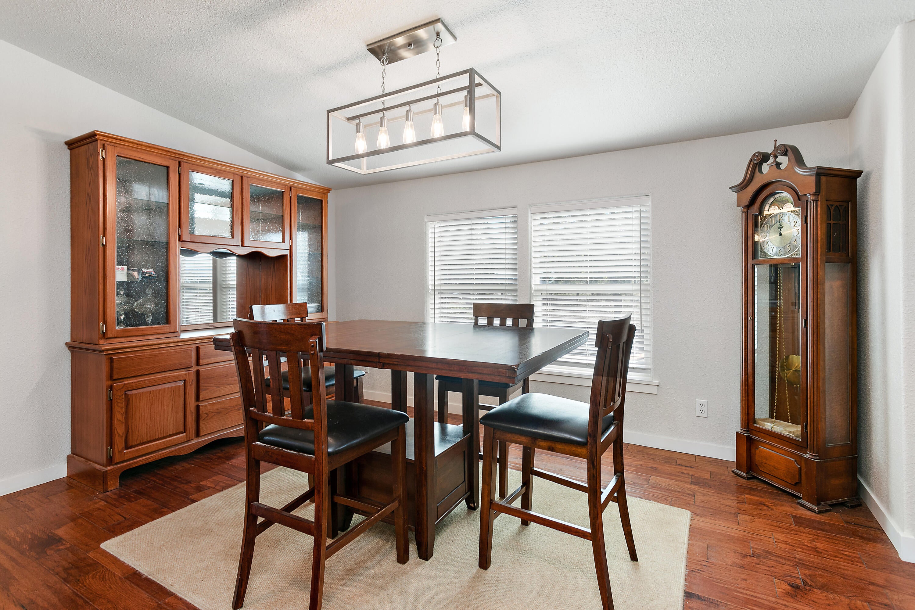 4685 Antelope Road White City, OR 97503 - Photo 5 of 68 Antelope-8283