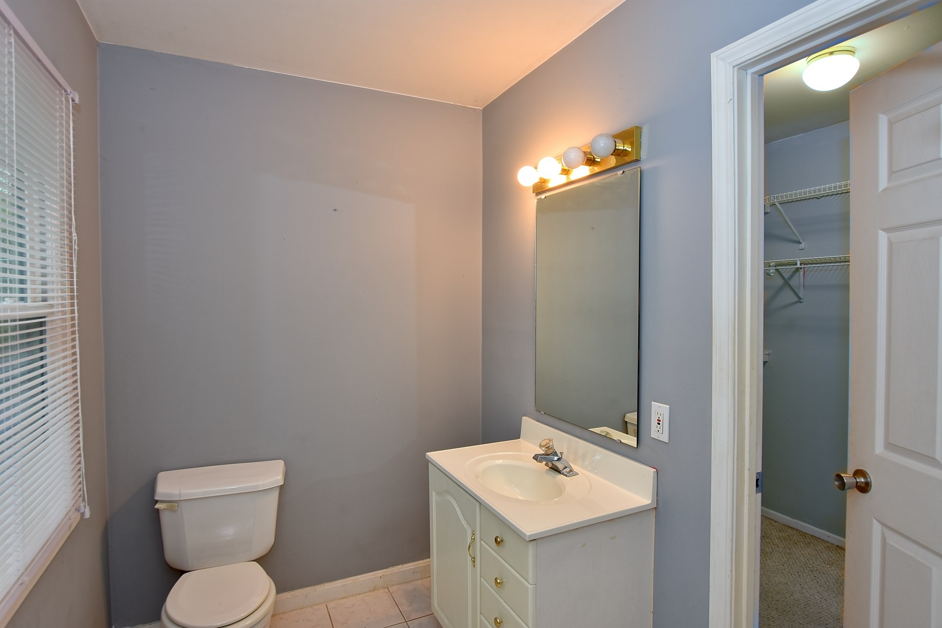 4342 Stratford Road Evansville, IN 47710 - Photo 9 of 11 Gallery Image 9