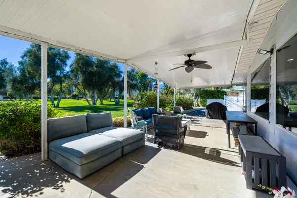 $284,900 | 74 Vía Minorca, Cathedral City, CA 92234