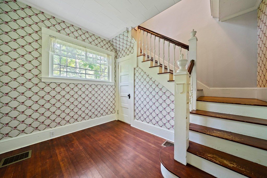 5 Braley Road Freetown, MA 02717 - Photo 13 of 32