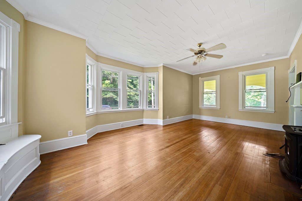 5 Braley Road Freetown, MA 02717 - Photo 8 of 32