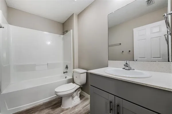 $2,800 | 12857 Tannencrest Drive, Riverview, FL 33579