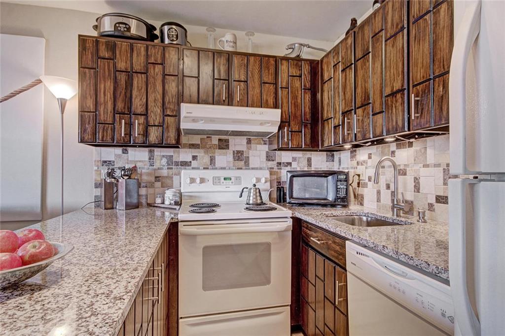 150 Evergreen Road, Unit 305 Dillon, CO 80435 - Photo 13 of 24 Gallery Image 13